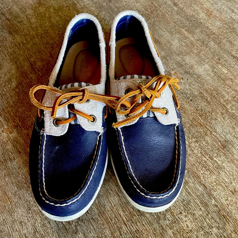 Women’s Sperry topsiders
